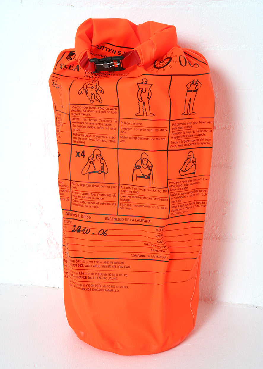 NORSEA survival suit - Complies with IMO/SOLAS 74/83 and CE regulations.